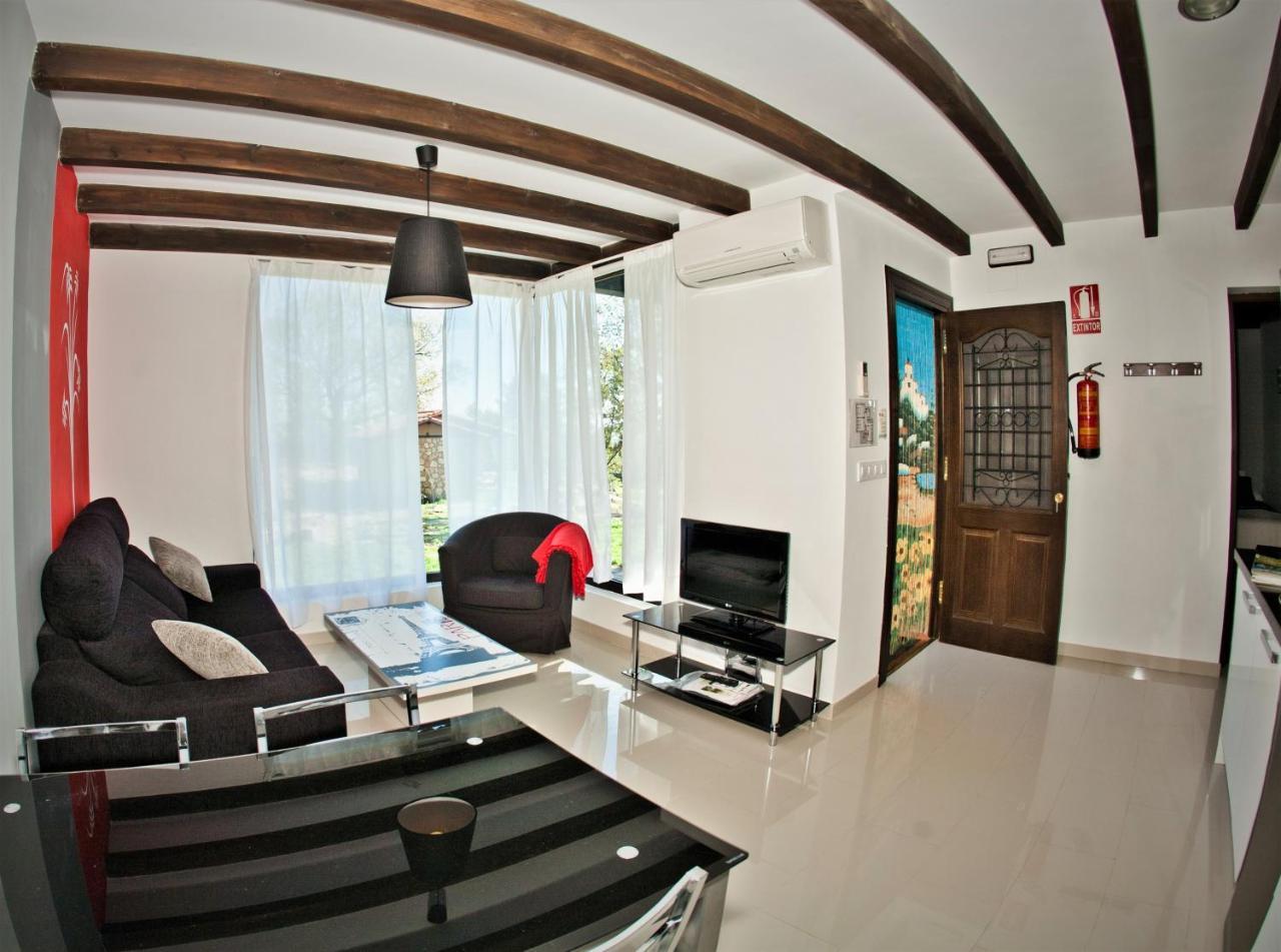 Valverde de la Vera Apartamentos El Roble מראה חיצוני תמונה